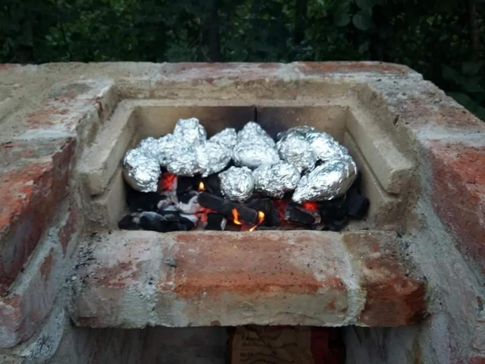 Menta Apartman Mezőkövesd Exteriör bild